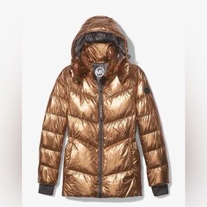 Adorable, Michael Kors, packable, puffer, size small and copper color